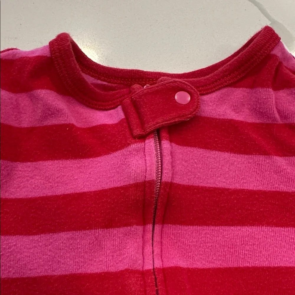 Gap baby organic cotton one piece pajama full zip pink red stripes girls size 4